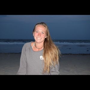 Meet your Posher, Hannah